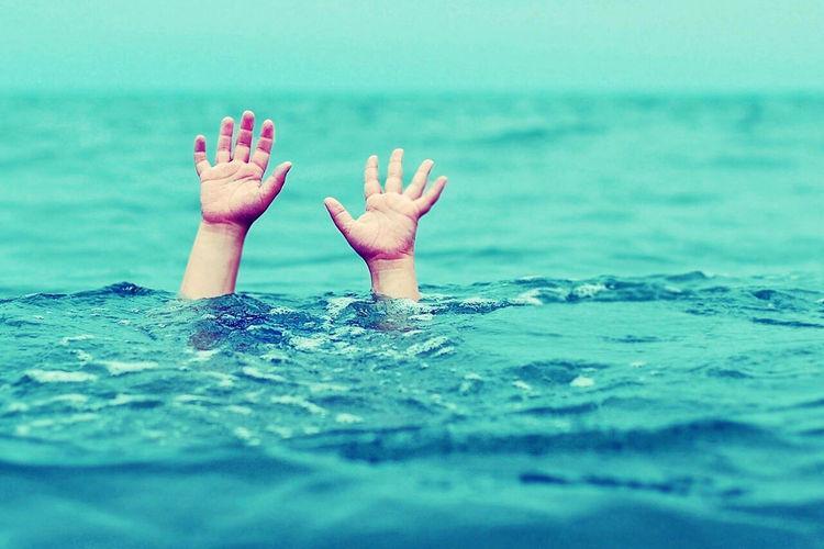 (تصویر) مرگ یسنا دختربچه 5 ساله بر اثر غرق شدن در رودخانه